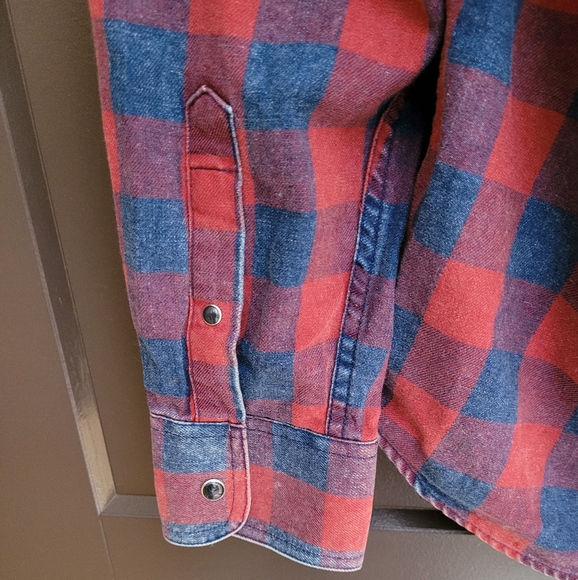 Flag and Anthem plaid shirt. - Picture 3 of 9